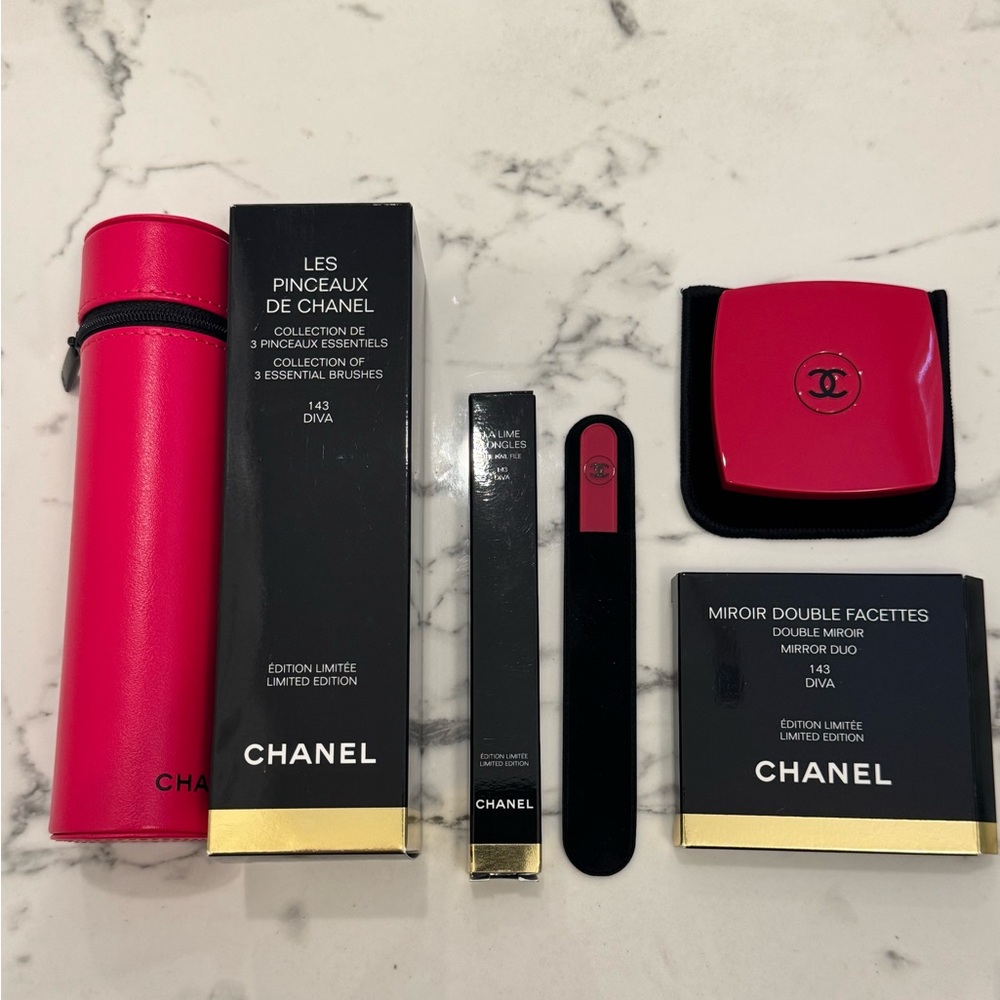 CHANEL les pinceaux de chanel DIVA full set (brush+mirror+file) NIB